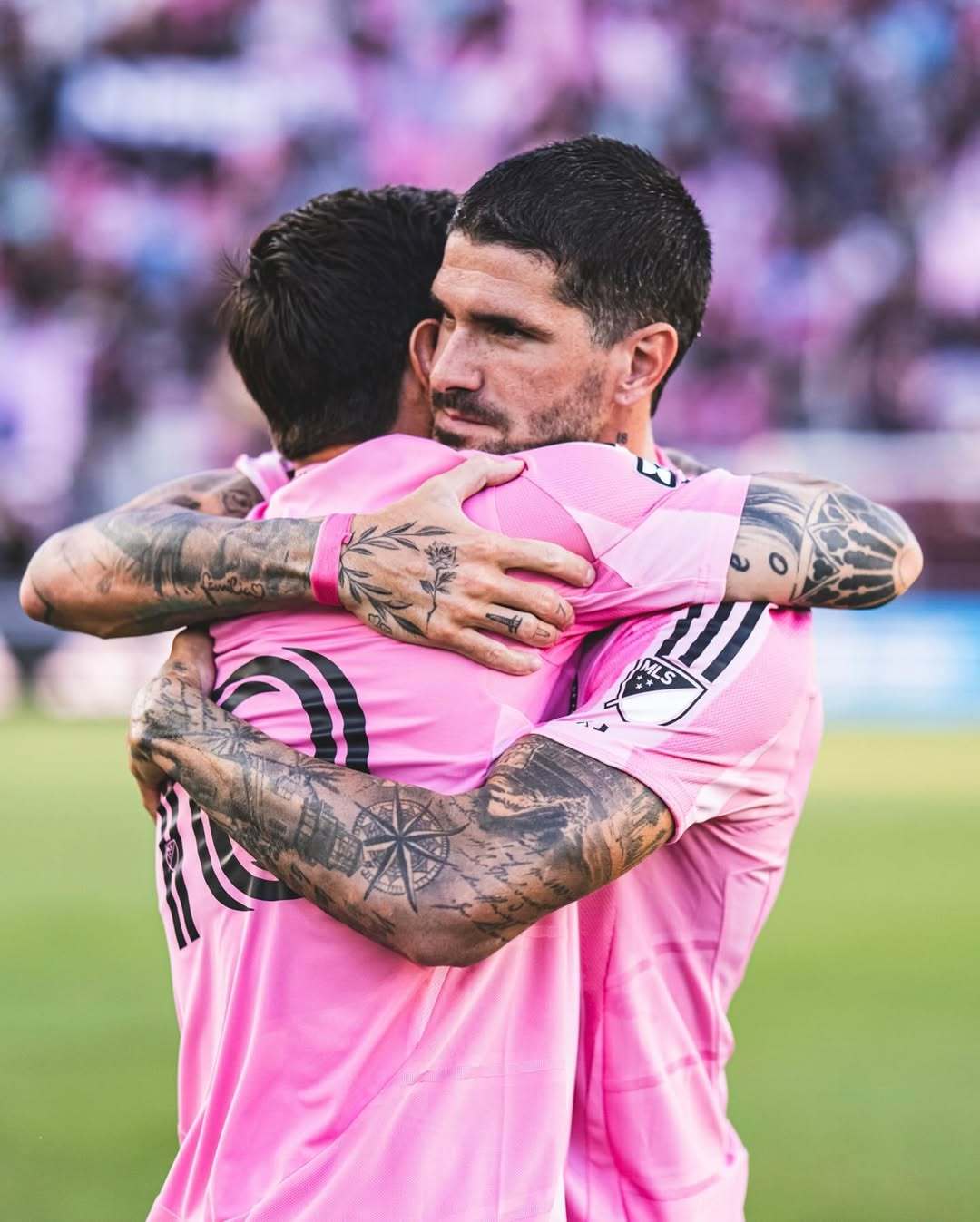 Leisu- 德甲赛程吃紧，拉齐奥今晚单刀错失，媒体盛赞，更衣室氛围转暖