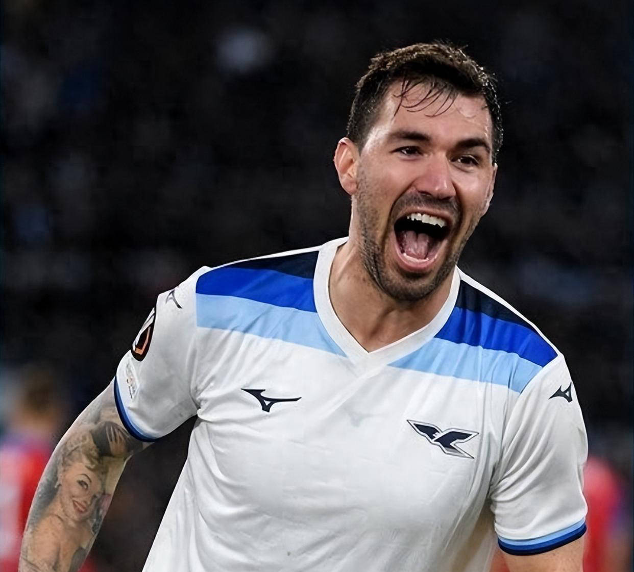 雷速-欧超杯今晚走向成谜,瓦伦西亚遗憾出局,悬念犹存,身体对抗强度拉满(赛博朋克2077告诉亚伦监控)